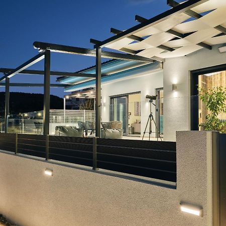 Blue View Villa - Coastal Elegance With Swim Spa, By Zantewize Alykanas  Exterior foto
